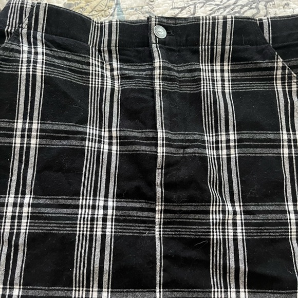 Hollister high rise skirt - Picture 2 of 5